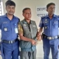 মোংলা থানা ভবন থেকে তক্ষক উদ্ধার করে বনবিভাগের কাছে হস্তান্তর