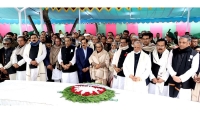 আওয়ামী লীগের নতুন কমিটির টুঙ্গিপাড়ায় বঙ্গবন্ধুর সমাধিতে শ্রদ্ধা নিবেদন