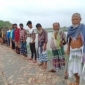 আশাশুনির প্রতাপনগরে পানি নিষ্কাশনের দাবিতে কৃষকদের মানববন্ধন