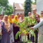 নড়াইলের নবগঙ্গা কলেজ ক্যাম্পাসে বৃক্ষরোপন অনুষ্ঠিত