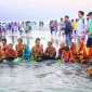 দুবলারচরে রাস উৎসবে যেতে উপকূলবাসীর মধ্যে ব্যাপক প্রস্তুতি; তৎপর শিকারীরাও