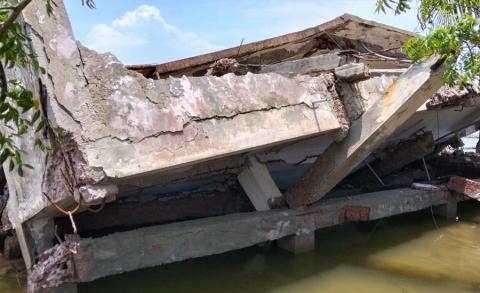 ---