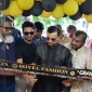 মাগুরায় রয়েল ফ্যাশন শোরুম উদ্বোধন করলেন জাতীয় ক্রিকেট দলের খেলোয়াড় এনামুল হক বিজয়