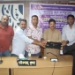 পাইকগাছায় ফ্যামিলি কার্ডের তথ্য সংগ্রহে ট্যাব বিতারণ